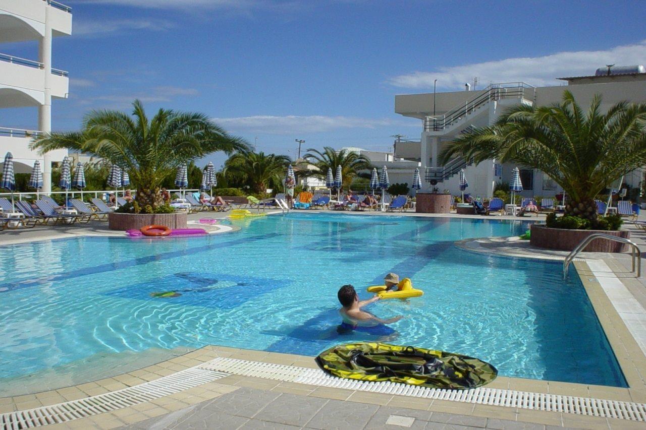 Orion Hotel فاليراكي المظهر الخارجي الصورة