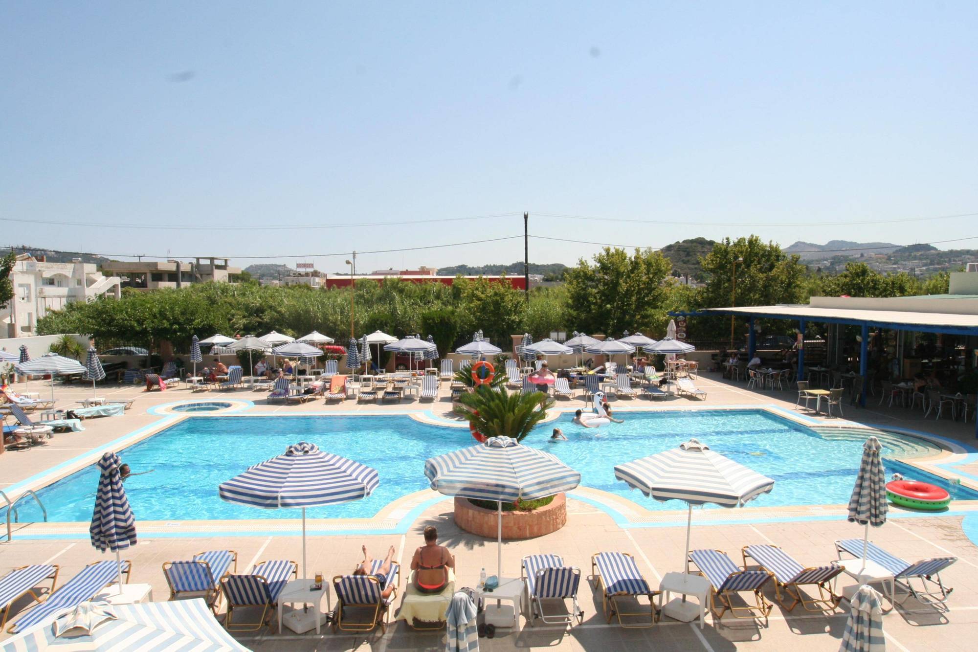 Orion Hotel فاليراكي المظهر الخارجي الصورة