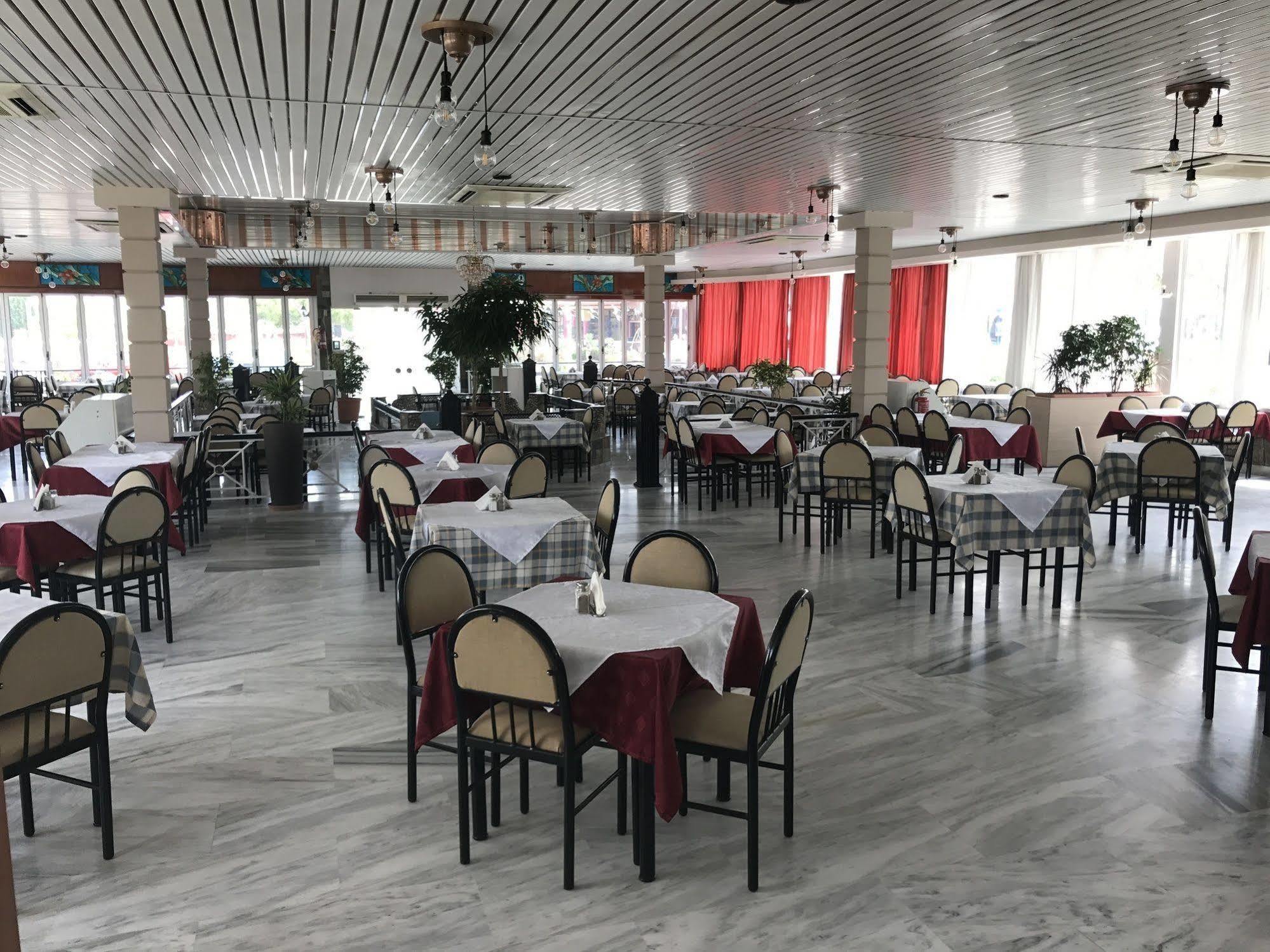 Orion Hotel فاليراكي المظهر الخارجي الصورة